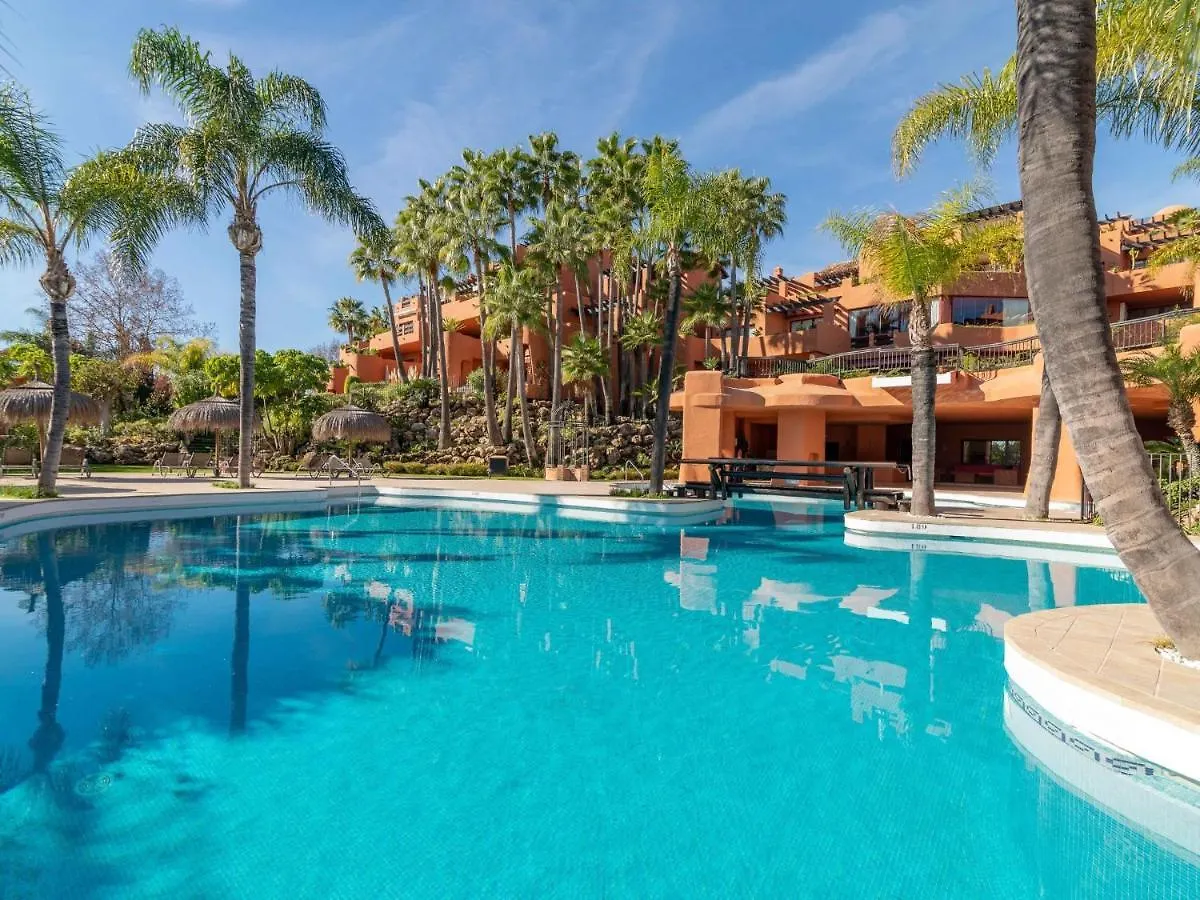 Villa La Alzambra Peaceful Hideaway with Sea views Marbella 0*,  España