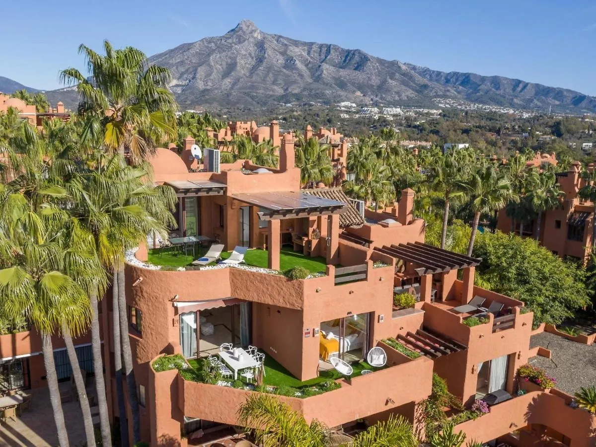 Сasa de vacaciones Villa La Alzambra Peaceful Hideaway with Sea views Marbella