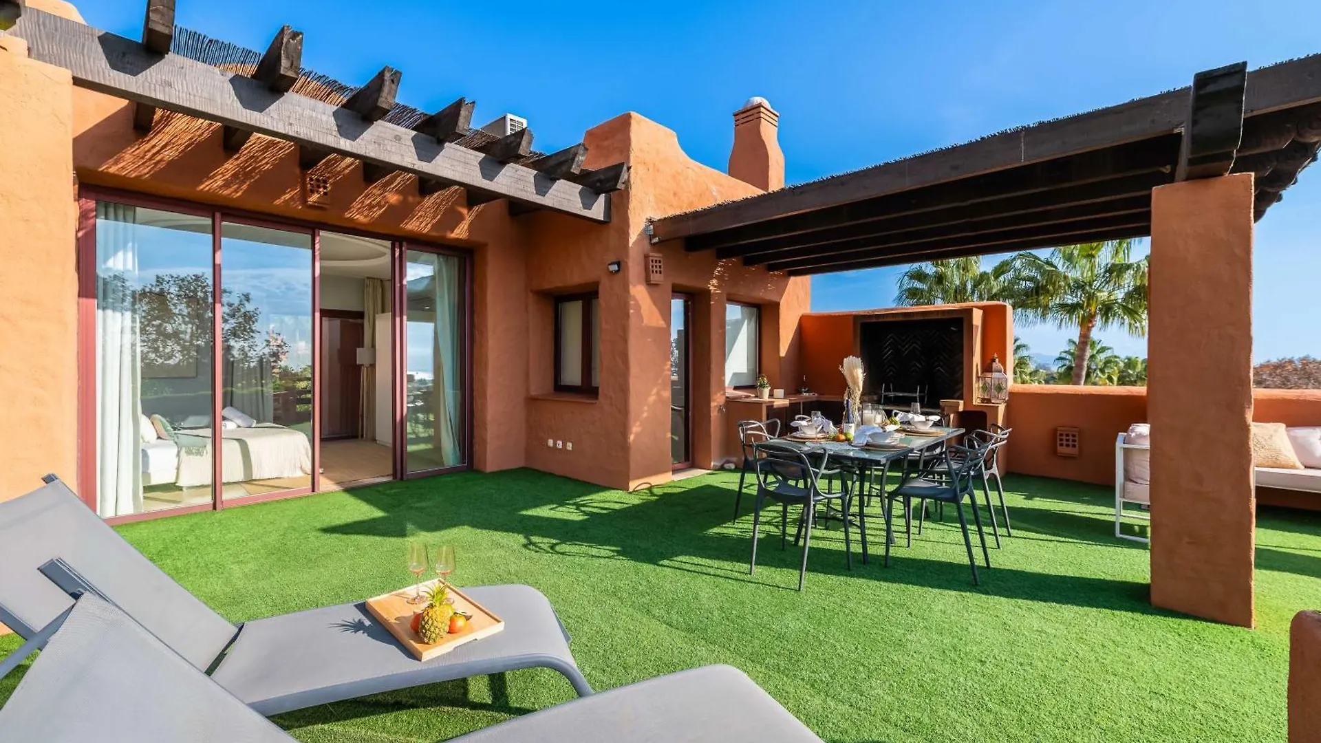 Villa La Alzambra Peaceful Hideaway with Sea views Marbella