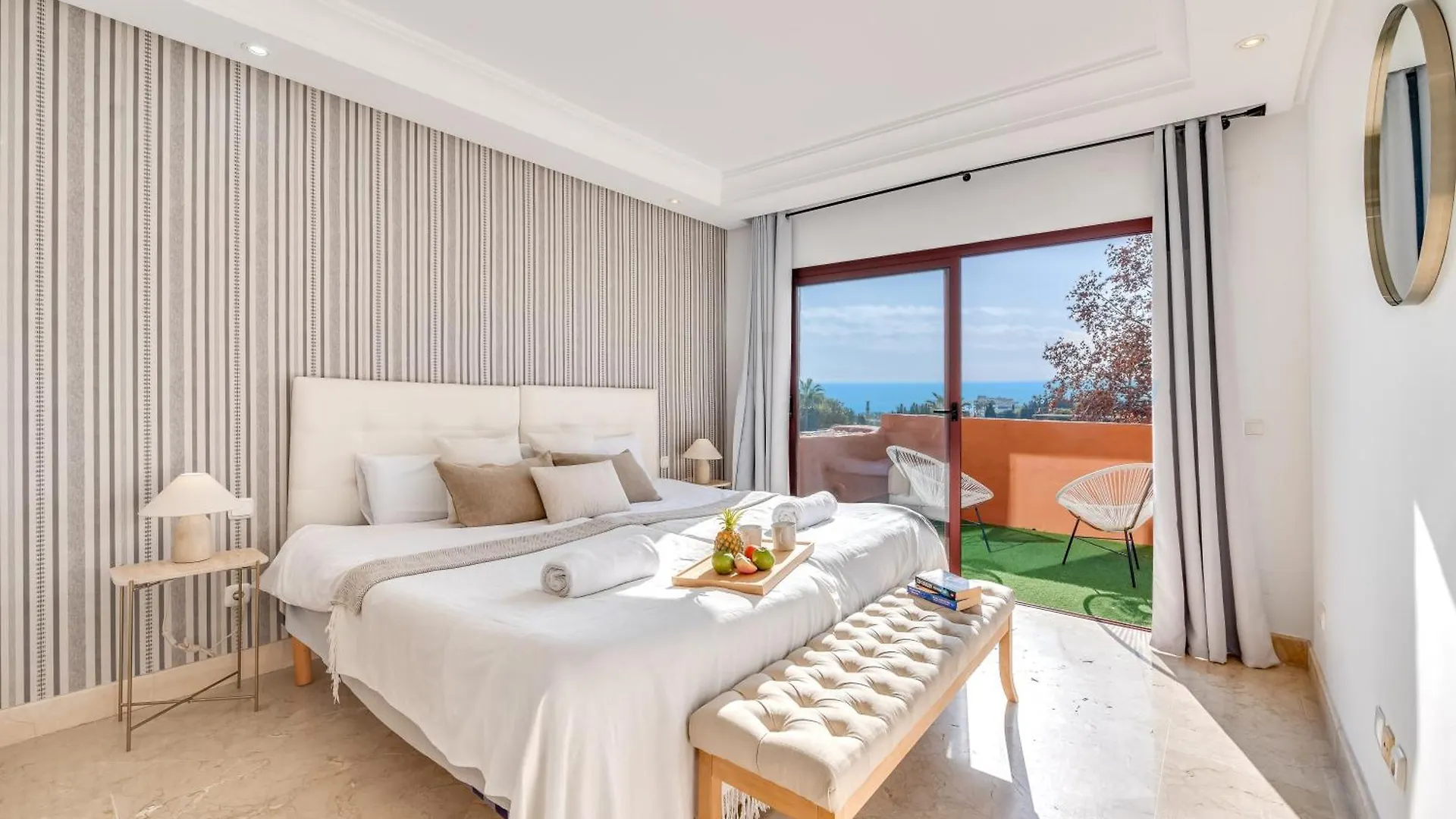 Сasa de vacaciones Villa La Alzambra Peaceful Hideaway with Sea views Marbella